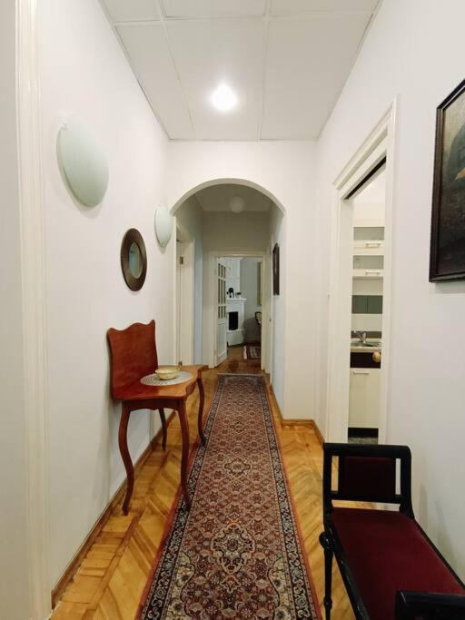 Unique Spacious Classic 3 Bedroom Midtown Apartment ! Billiard Room ! Riga Ngoại thất bức ảnh