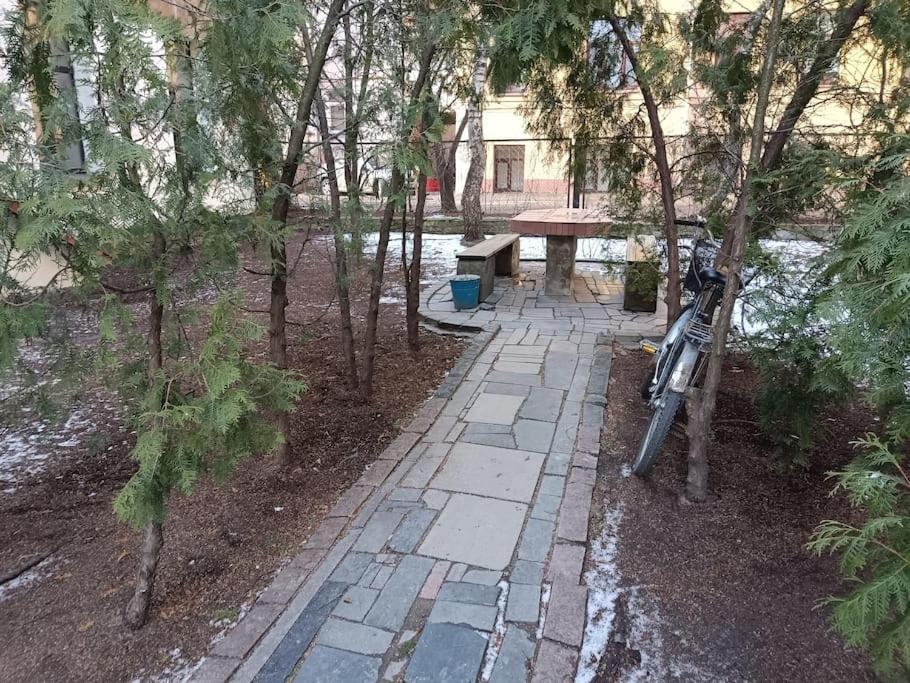Unique Spacious Classic 3 Bedroom Midtown Apartment ! Billiard Room ! Riga Ngoại thất bức ảnh